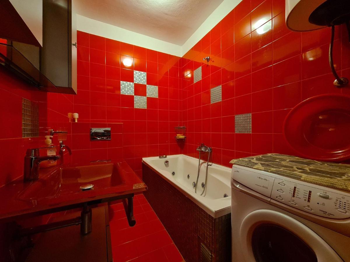Apartments Mare 826 พูลา ภายนอก รูปภาพ